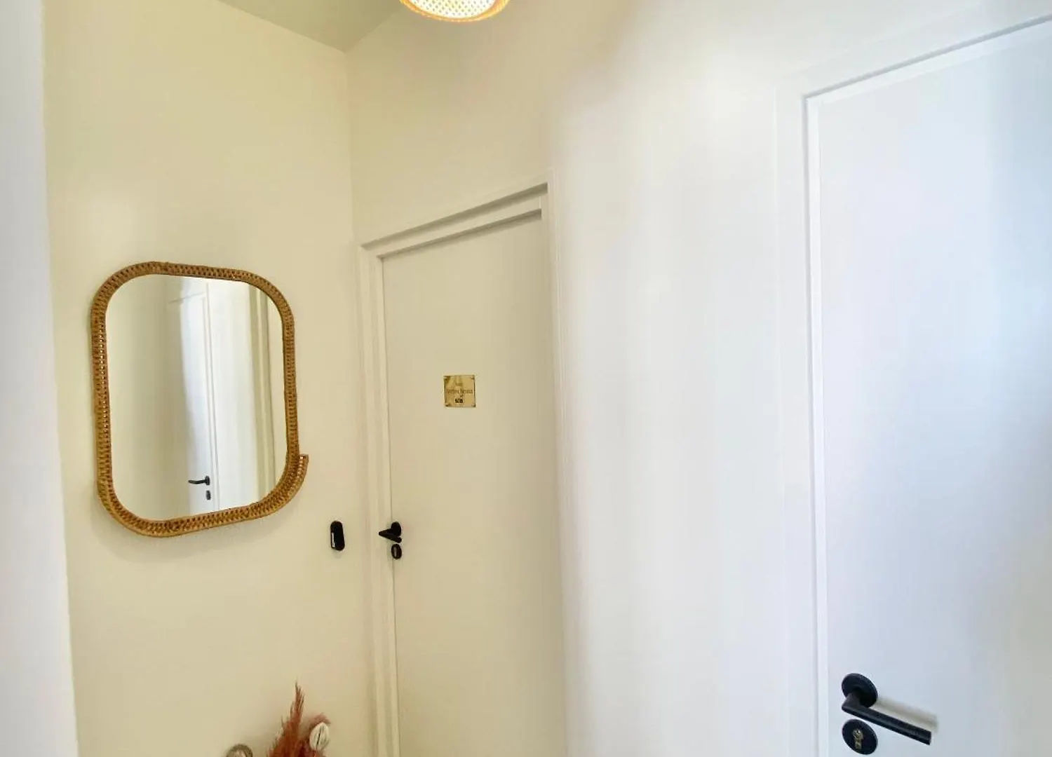 Appartement Moderne Climatise Monaco Vue Mer Cap-d'Ail Apartment