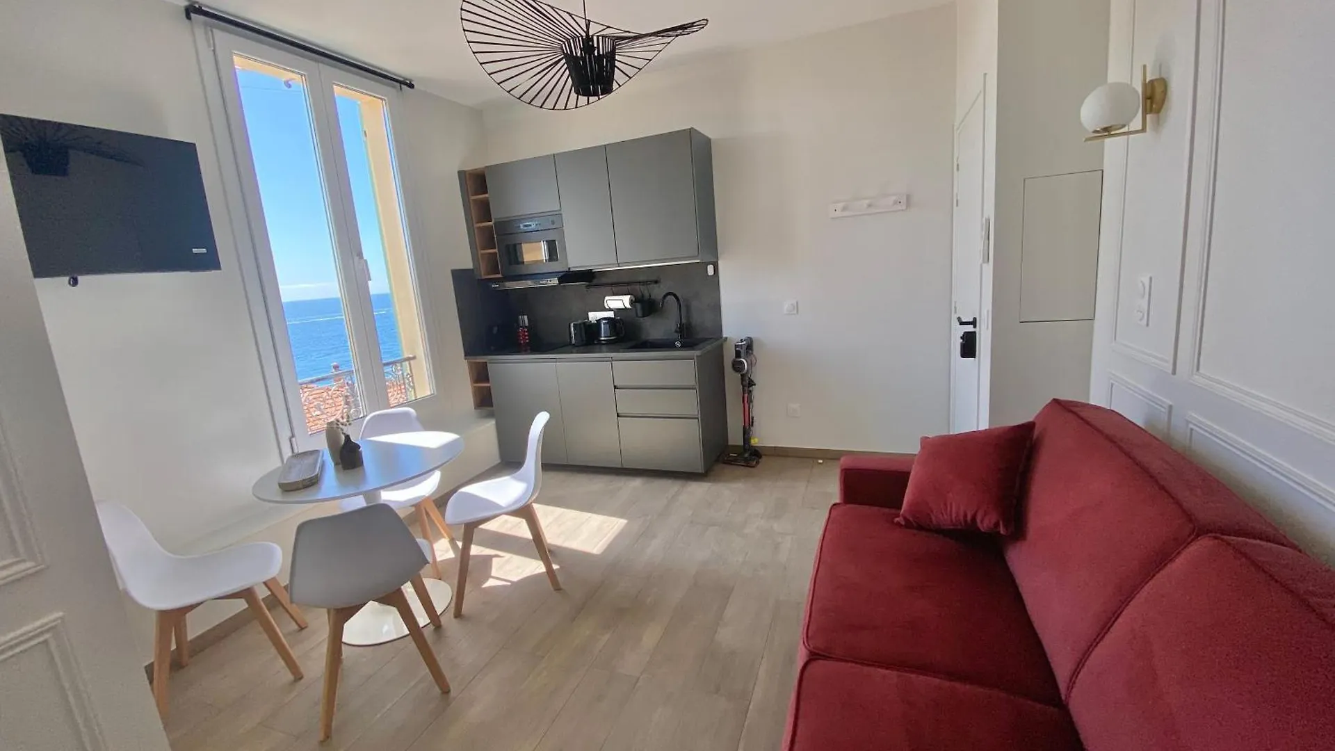 Appartement Moderne Climatise Monaco Vue Mer Cap-d'Ail France